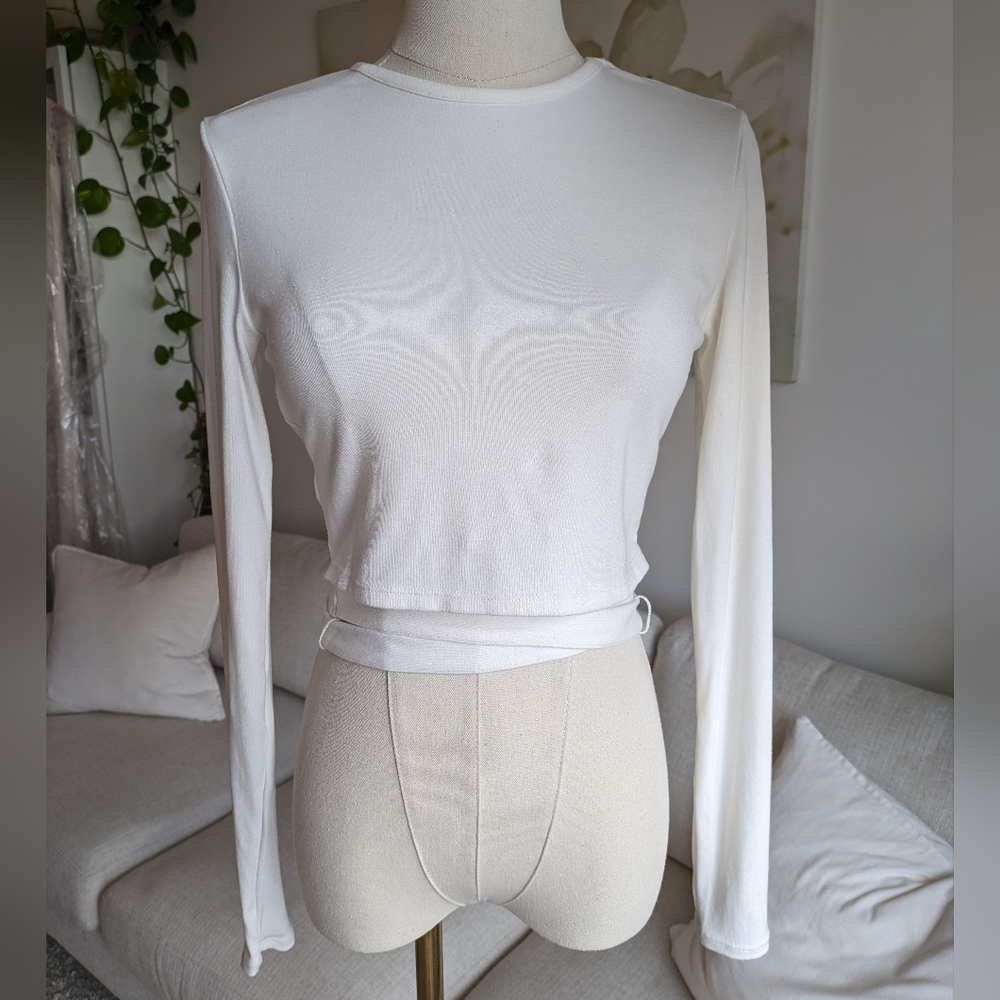 H&M Long Sleeve Tie Top - S